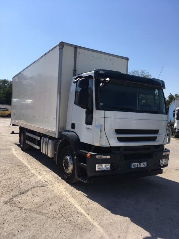  Camion fourgon IVECO Stralis 420